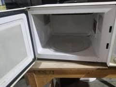 Dawlance Microwave for sale in working condition