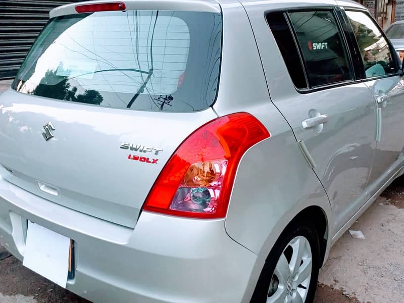 Suzuki Swift 2010 DLX Original Mint Condition 5