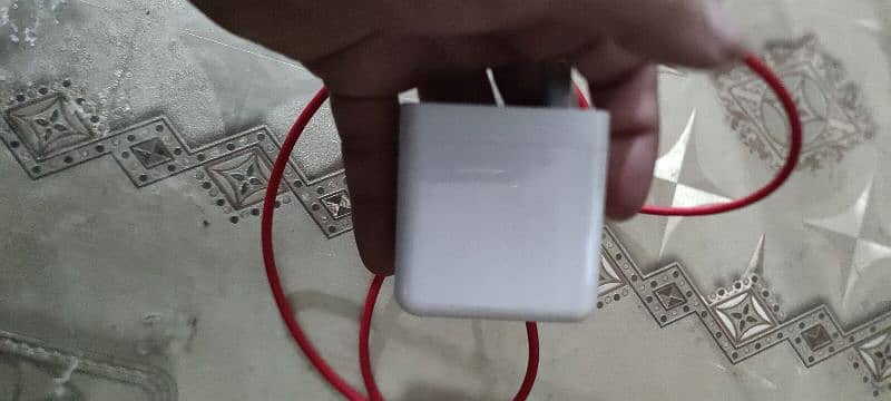 OnePlus 65W charger 4