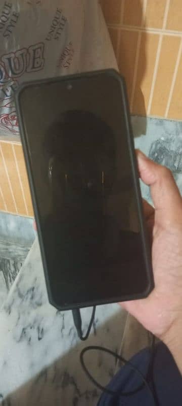 Tecno spark 8c 5