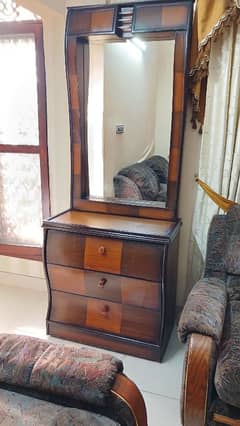 slightly user dressing table with all dryers absolutely working