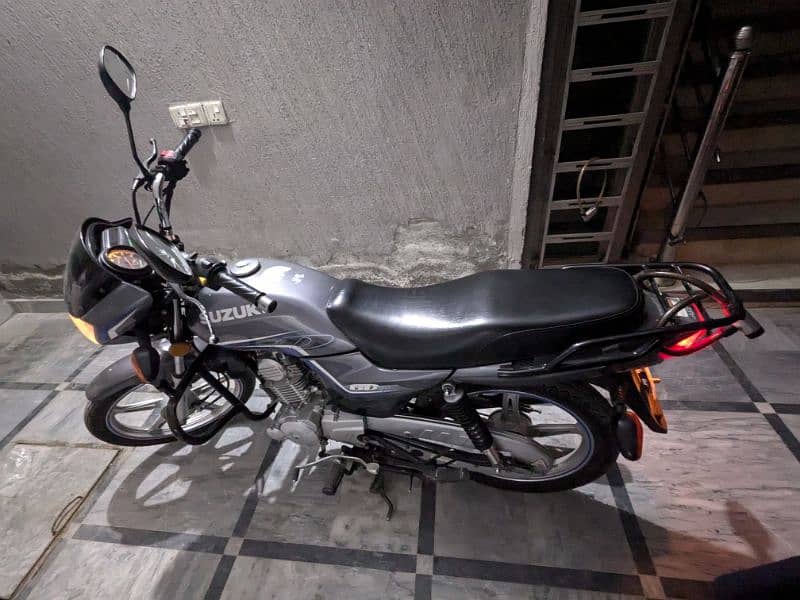 Suzuki GD 110s (Grey color) in good condition for sale 3