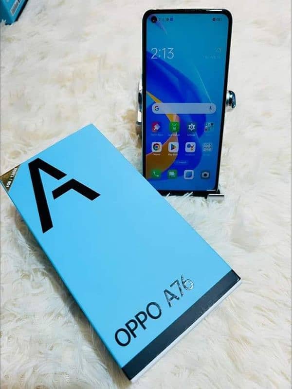 oppo a76.10/10 condition complete box,charger 3