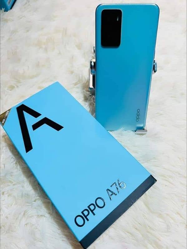 oppo a76.10/10 condition complete box,charger 4