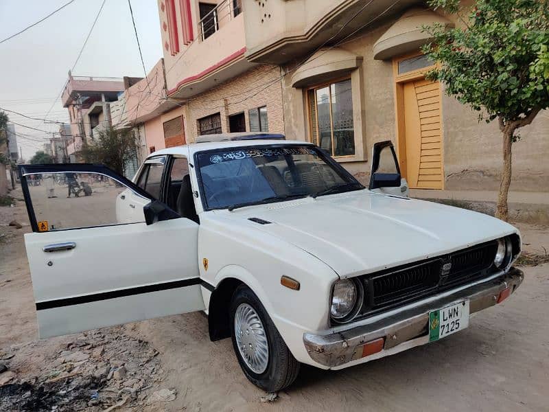 Toyota Corolla GLI 1975 15