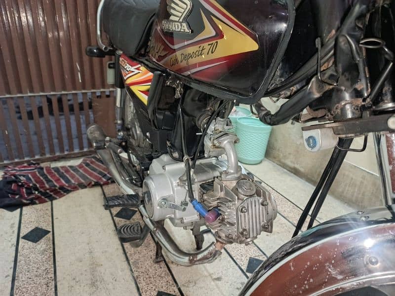 Honda 70 good condition 2