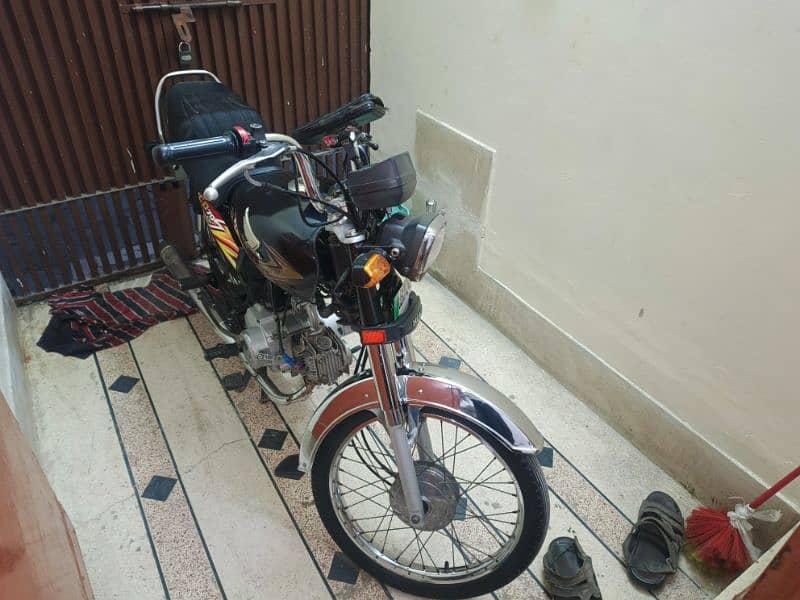 Honda 70 good condition 3