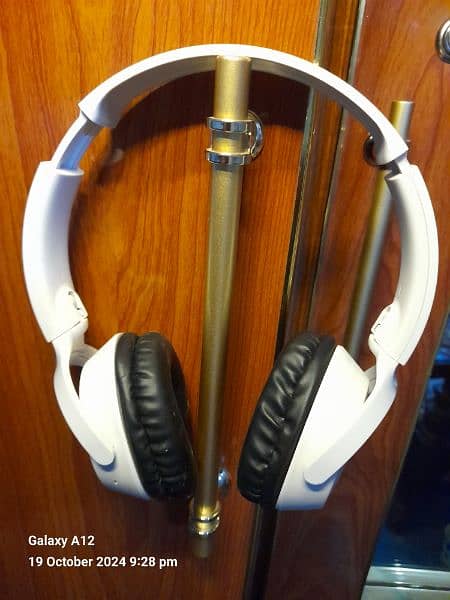 skullcandy riff Bluetooth headphones orignal 1