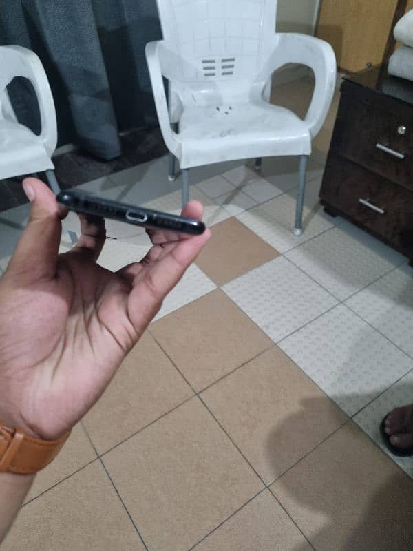 One plus 6t 6 128 urgent sale 3