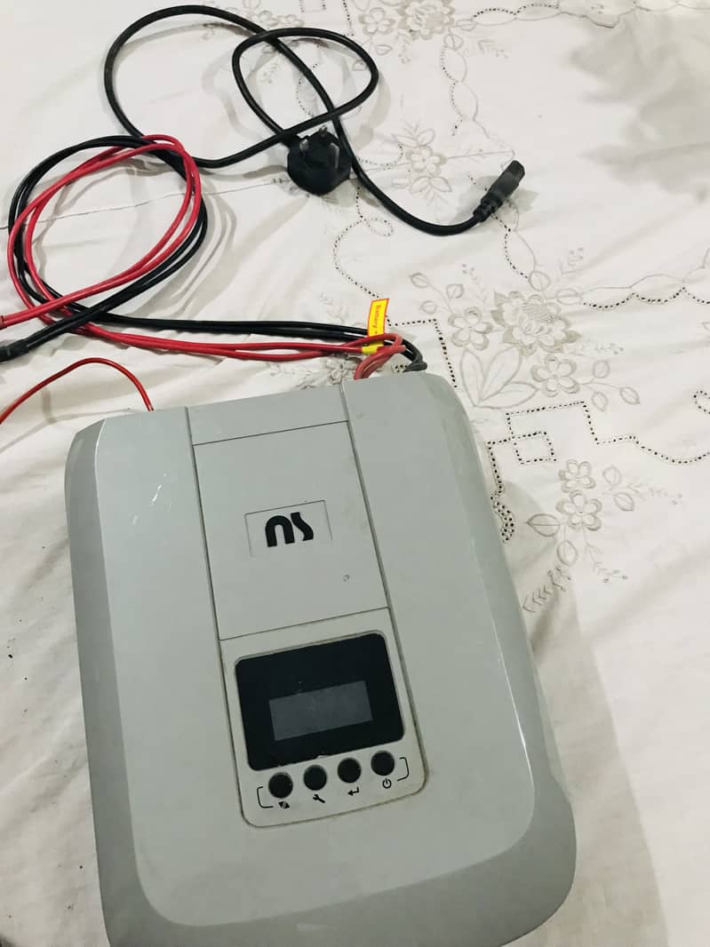 Ns inverter solar 1800watt new condition 0