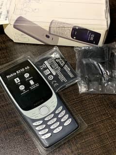 Nokia 8210 4G | Nostalgia