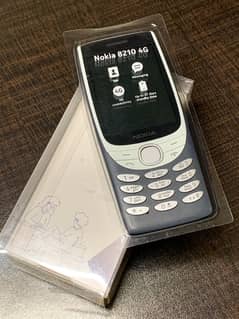 Nokia 8210 4G | Nostalgia