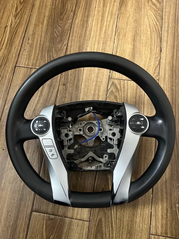 toyota aqua steering wheel 1