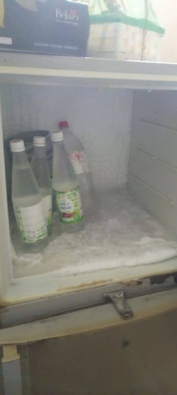 fridge 0