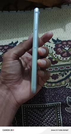 iphone 7 32gb official pta approved