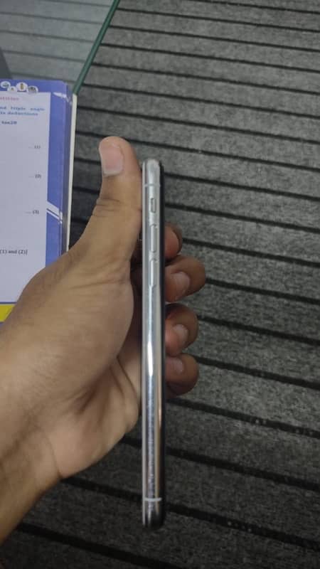 iPhone X 256 Gb non pta 3