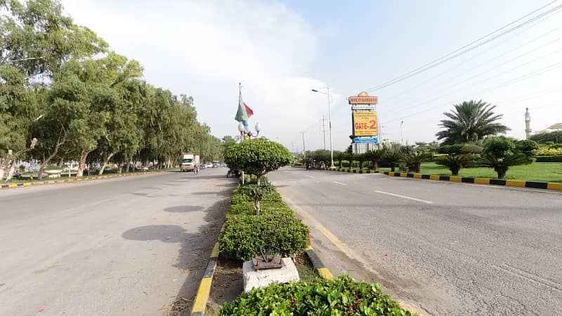 PLOT AVAILABLE FOR SALE A BLOCK SIZE 1 KANAL IN MULTI GARDENS B-17 ISLAMABAD 22