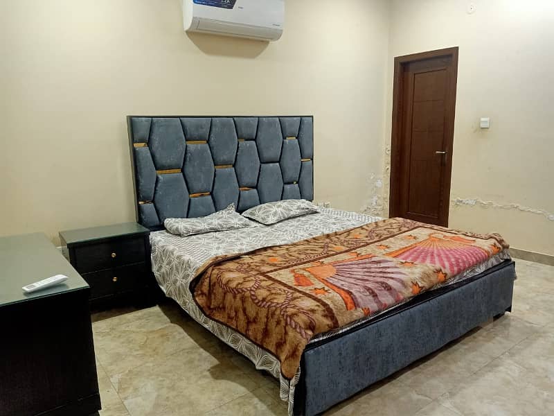 10 Marla Like Brand New Lowar Porshin Full Furnished For Rent Secter C BahriaTown Lahore 2