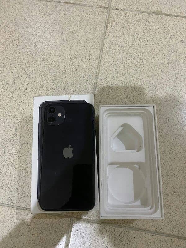 iphone 11 with box 64 gb non pta 8