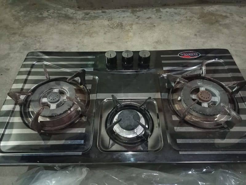 3 stoves automatic gas chola just like new only 3 day used 3