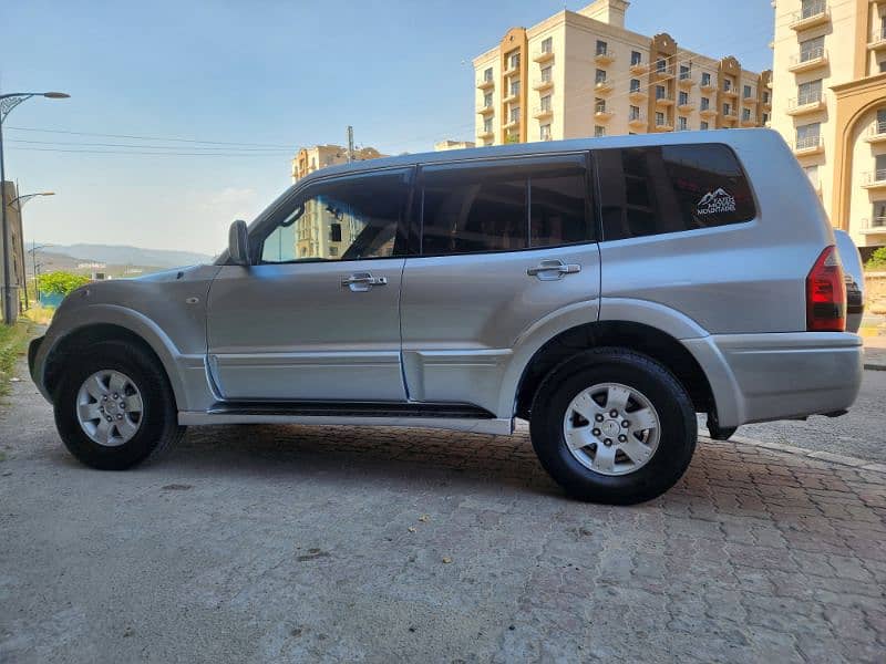 Mitsubishi Pajero 2005 2