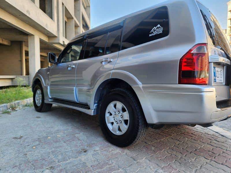 Mitsubishi Pajero 2005 15