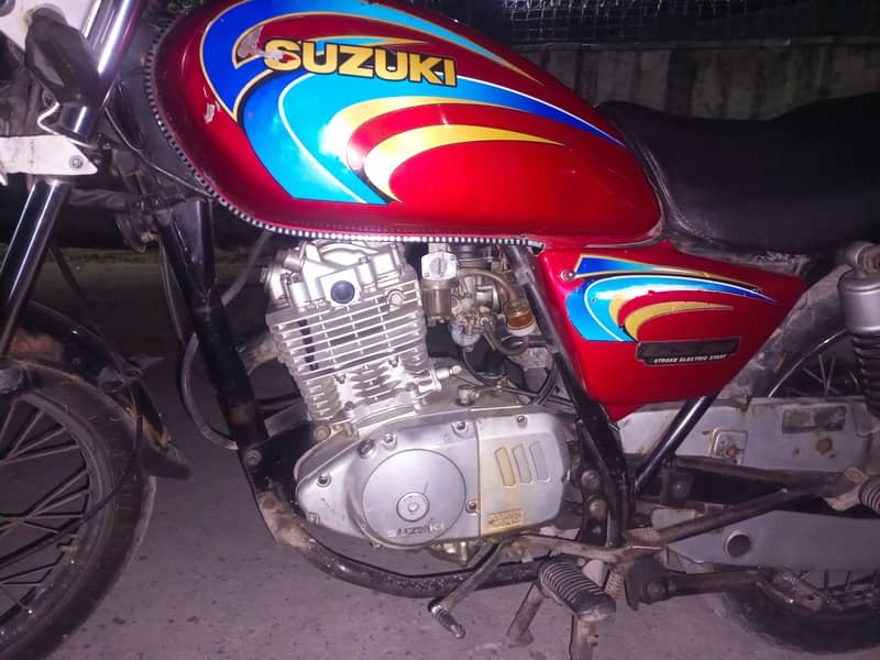 Suzuki Gs 150 1