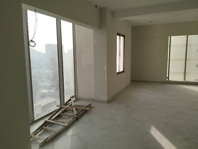 24-7 Operating Building Brand New Luxury Office For Rent 941 Square Feet At Prime Location Of Bahadurabad 9