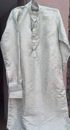 Stichted shalwaar kameez