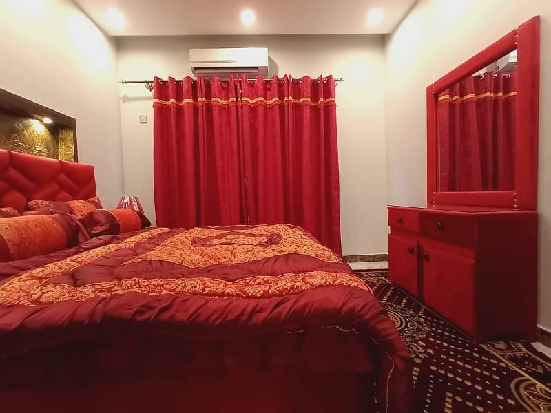 10 Marla House For Rent Is Available In Bahria Town Phase 8 19