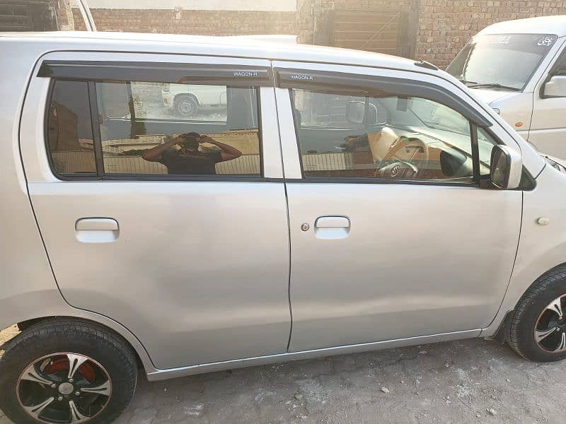 Suzuki Wagon R 2019 7