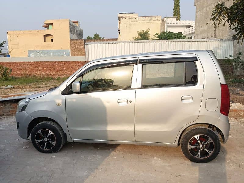 Suzuki Wagon R 2019 9