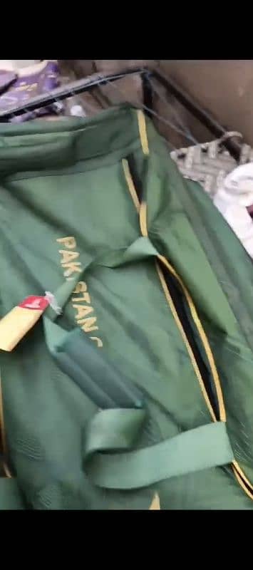 Pakistan cricket team kit bag 1