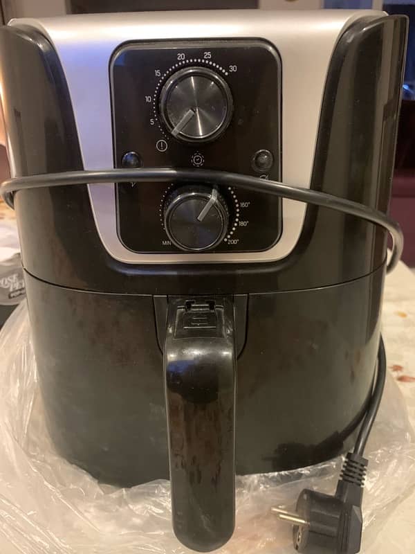 Dawlance Air Fryer 2