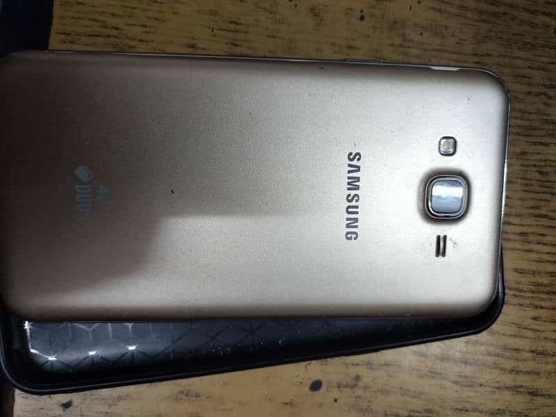 Samsung Galaxy J7 1