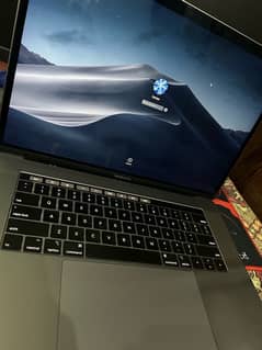 MACBOOk Pro 2019 (15 Inch) (32GB/1TB)