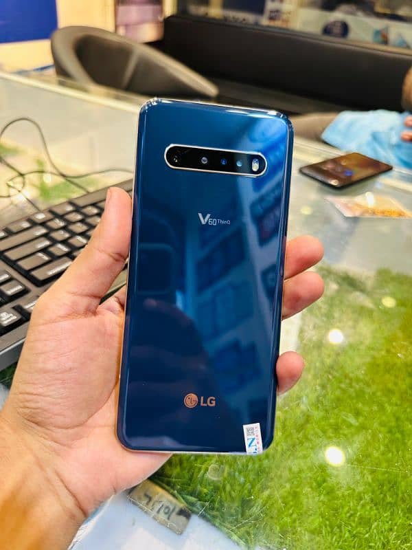 LG V60 thinQ 5G 8/128 0