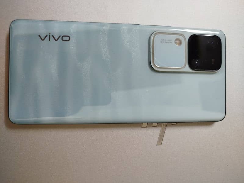 Vivo v30 5