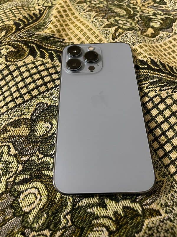 iphone 13 pro 256GB 5