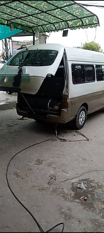 Toyota Hiace 2008 1