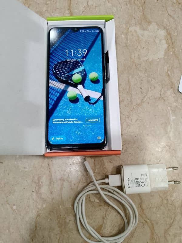 Infinix hot 10 Play all ok urgent sale 7