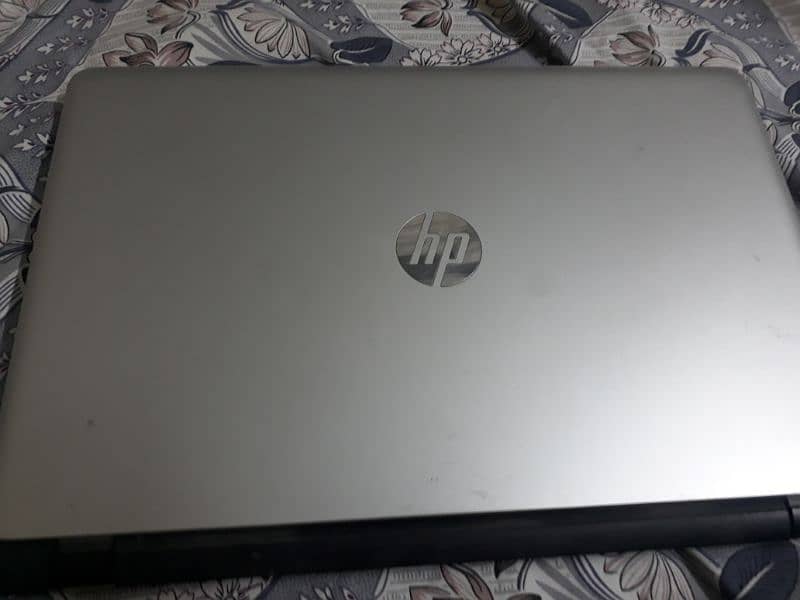 HP Notebook i3 4th gen 0