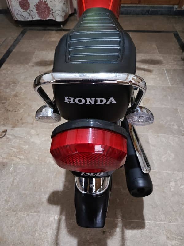 Honda CG125(SE,) 10