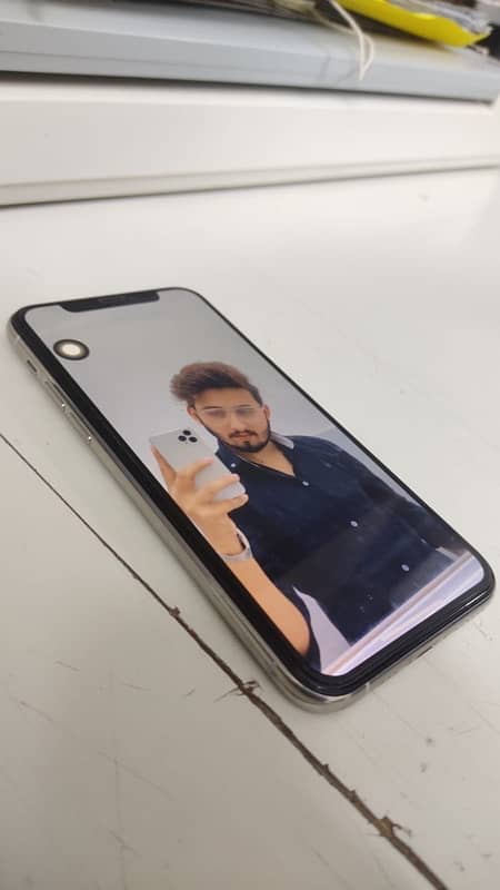 iPhone 11pro Non-PTA 2