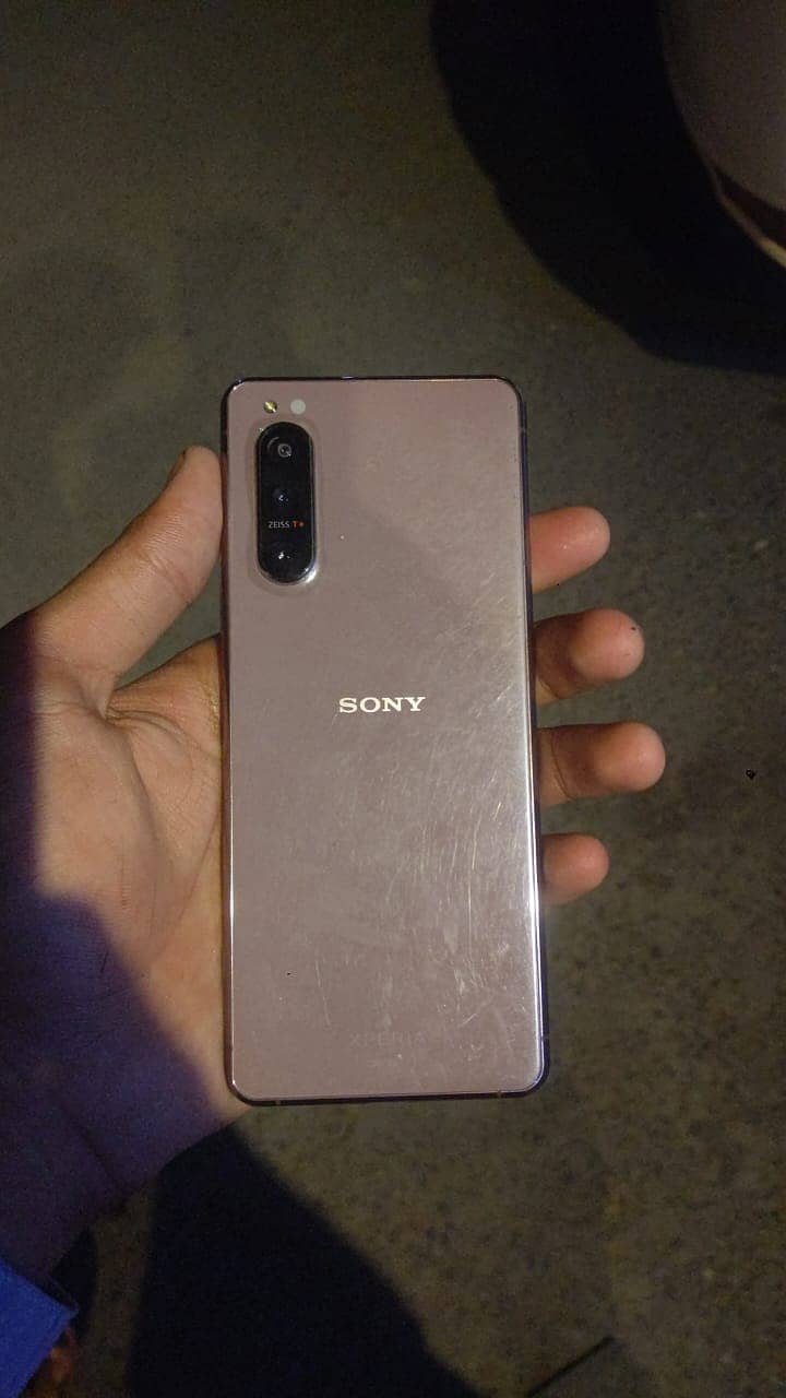 Sony Xperia 5 mark 2 8/128 3