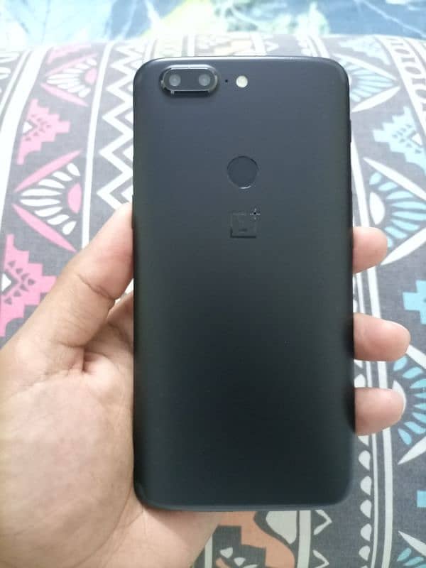 OnePlus 5T ( 8/128 GB ) 3