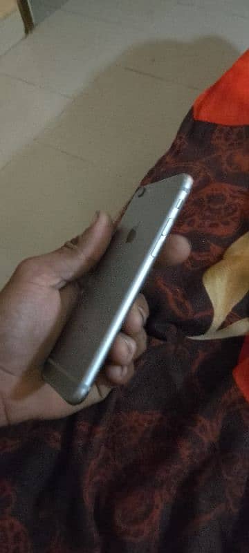 iphone 6s PTA approved good condition 64. GB exchange possible 8