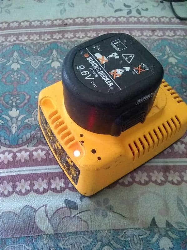 drill 12 volt with battery other cutting saw 4