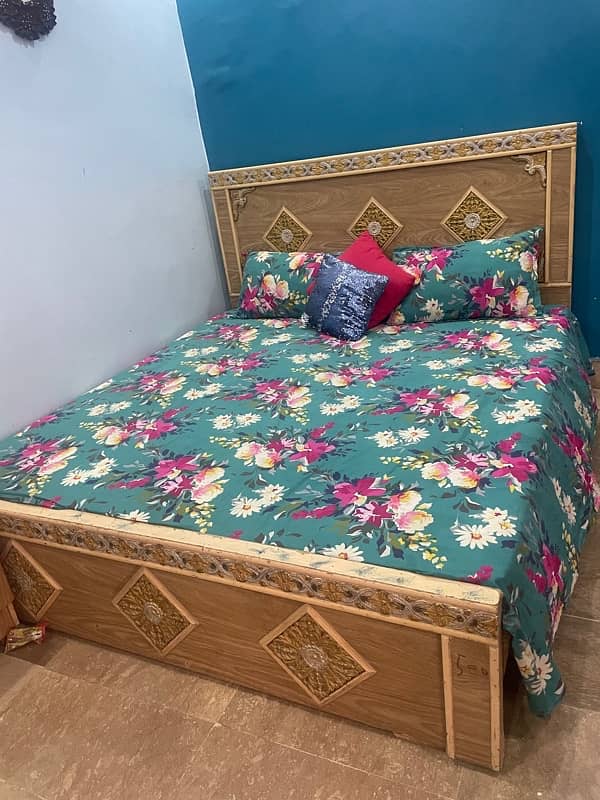 king size bed & Dressing 1