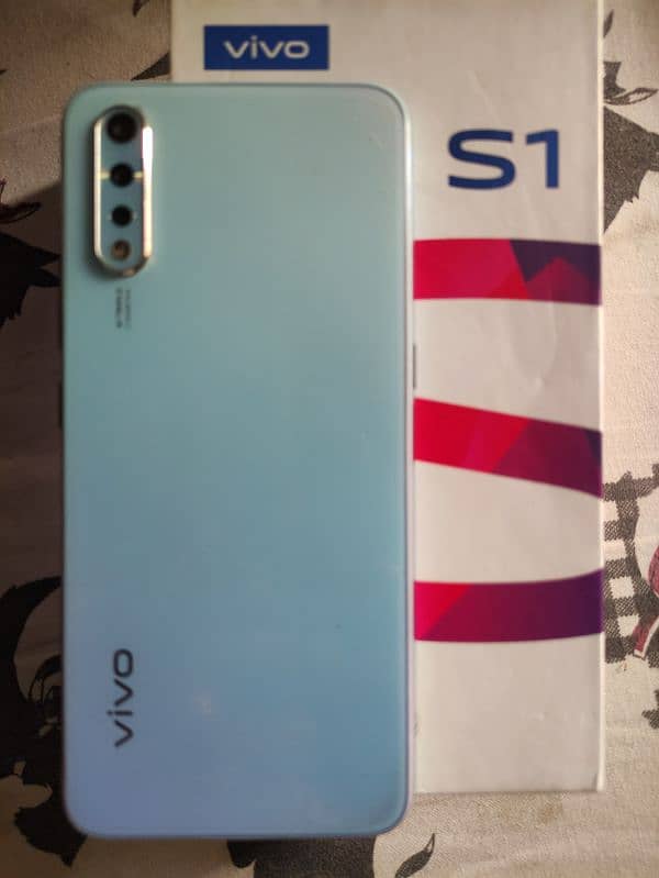 Vivo S1 Excellent condition 4/128 for sale With Full box 4